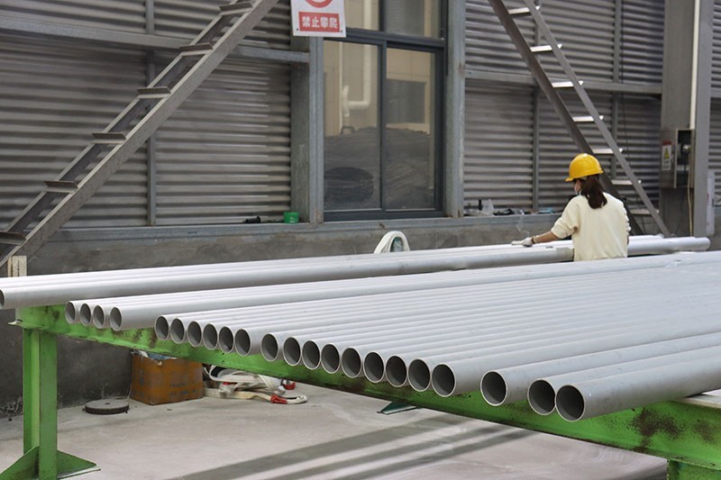 Seamless pipe&tube