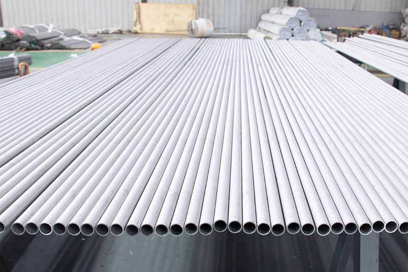 Austenitic stainless steel